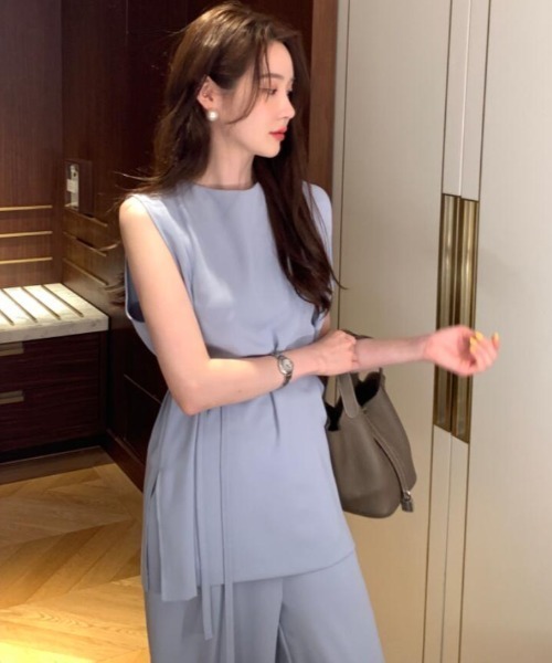 semplice(センプリチェ)の「ワイドパンツ ノースリーブ セットアップ(セットアップ・レディース・ベージュ/ブルー/ブラック・F)」の18枚目の写真