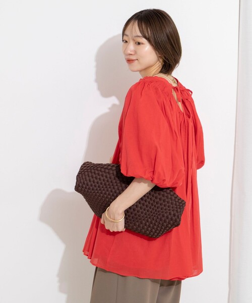 NOLLEY’S(ノーリーズ)の「ウォッシャブルハンドスモックバルーン袖ブラウス(シャツ/ブラウス・レディース・ホワイト/ブラック/レッド・38)」の17枚目の写真