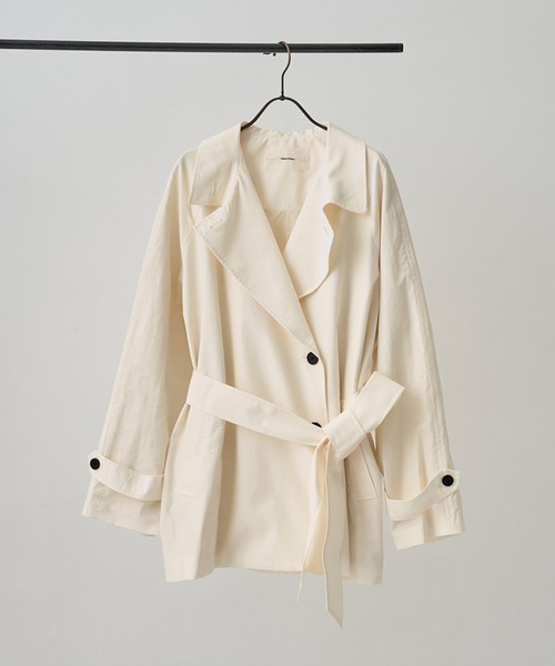 TODAYFUL（トゥデイフル）の「[TODAYFUL/トゥデイフル]Spring Short Trench（トレンチコート・レディース・オフホワイト/ベージュ・38/36）」の9枚目の写真