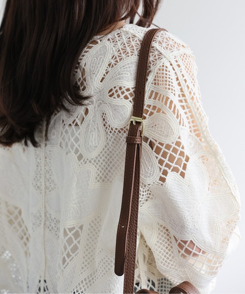 ap retro(アプレトロ)の「2WAYレザーライクショルダーBag / ミニポーチ付き(ショルダーバッグ・レディース・ブラウン/グレー/オフホワイト/ブラック・FREE)」の12枚目の写真