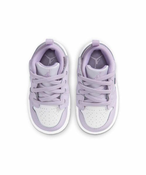 JORDAN BRAND(ジョーダンブランド)の「ジョーダン 1 LOW ALT ベビーシューズ / Jordan 1 Low Alt Baby/Toddler Shoes DR9747-500 Barely Grape(スニーカー・キッズ・パープル・15 /16/14/11/10/13/12/8/9)」の4枚目の写真
