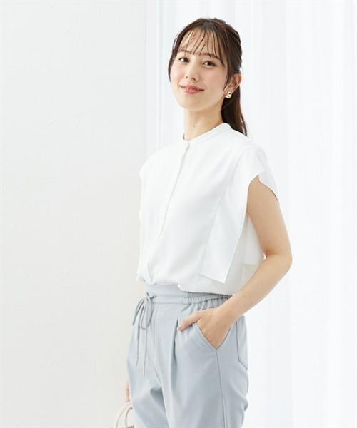 7days Life Styling（セブンデイズライフスタイリング）の「【UVカット/速乾】ストレッチパウダーサテンスクエアスリーブブラウス（シャツ/ブラウス・レディース・オフホワイト/グリーン/ネイビー・S/M/L/LL/3L）」の7枚目の写真