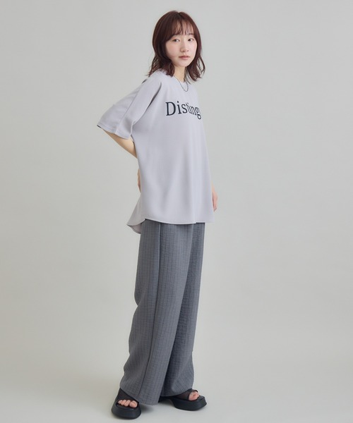 RU.TI.LE(ルチル)の「【RU.TI.LE】<接触冷感・吸水速乾・UVケア>ロゴプリントTブラウス(Tシャツ/カットソー・レディース・チャコールグレー/グレー・MEDIUM)」の6枚目の写真
