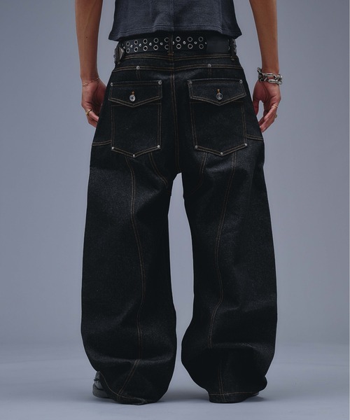 ANDER HUNK(アンダーハンク)の「13oz Division Design Baggy Denim / 13オンスディビジョンデザインバギーデニム(デニムパンツ・メンズ・ライトインディゴブルー/インディゴブルー/ブラック・LARGE/MEDIUM/SMALL)」の5枚目の写真