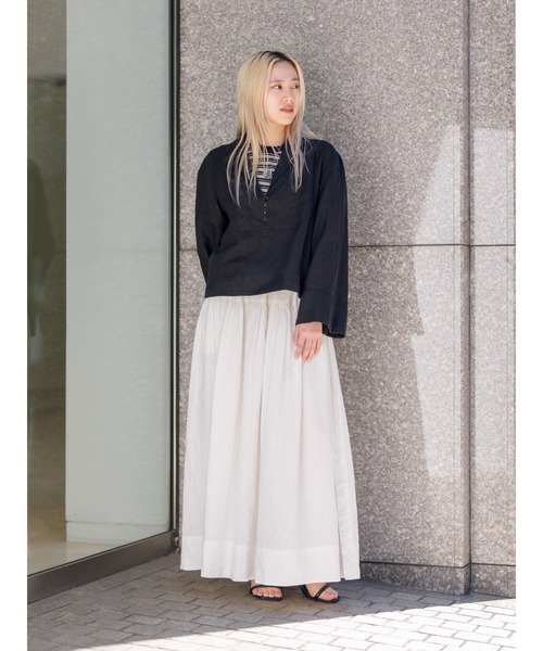 Banana Republic(バナナリパブリック)の「リネン ティアード タイサイド マキシスカート(スカート・レディース・ホワイト・L/M/S/XS)」の2枚目の写真