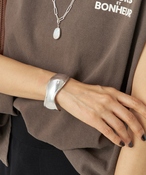 Laver ラバー CURVE CUFF CR05（ブレスレット）｜lavera（ラヴェーラ
