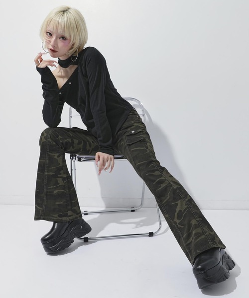 ANAP（アナップ）の「カモフラ フレアパンツ（その他パンツ・レディース・カーキ・S/M）」の6枚目の写真