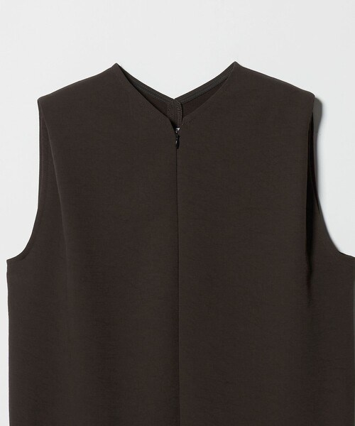 UNITED ARROWS & SONS by DAISUKE OBANA(ユナイテッドアローズアンドサンズバイダイスケオバナ)の「<D.O UNITED ARROWS BY DAISUKE OBANA for WOMEN>Ⅰ SL/LESS DRESS 26SS/ワンピース(ワンピース・レディース・ブラック/ダークブラウン・S/M)」の4枚目の写真