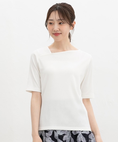 Honeys(ハニーズ)の「【ハニさら・接触冷感・UVカット】アシメネックトップス(Tシャツ/カットソー・レディース・ブラウン/ダークブルー/ブラック/アイボリー・S/M/LL/L)」の8枚目の写真