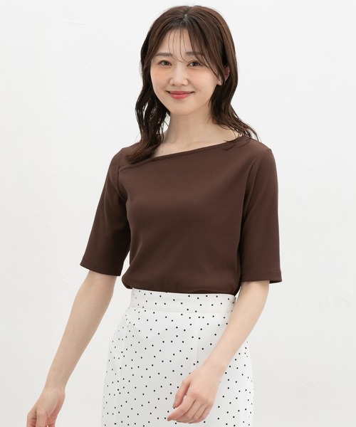 Honeys(ハニーズ)の「【ハニさら・接触冷感・UVカット】アシメネックトップス(Tシャツ/カットソー・レディース・ブラウン/ダークブルー/ブラック/アイボリー・S/M/LL/L)」の14枚目の写真