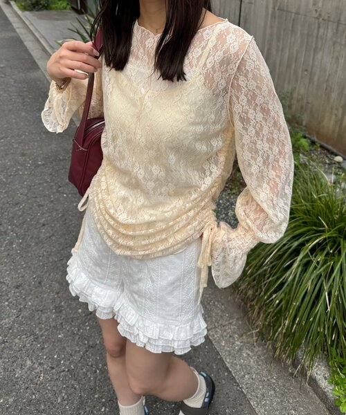 CIAOPANIC（チャオパニック）の「キャンディースリーブシャーリングレーストップス（シャツ/ブラウス・レディース・アイボリー/オフホワイト/ピンク・ONE SIZE）」の12枚目の写真