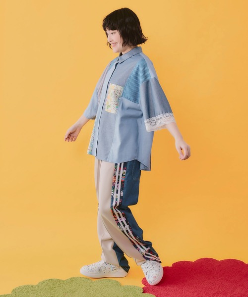 ScoLar(スカラー)の「162646:サイドライン入り ジャージ×デニムパンツ(デニムパンツ・レディース・ベージュ/ブラック・M)」の7枚目の写真