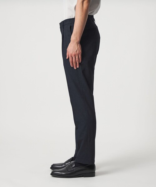 UNITED ARROWS(ユナイテッドアローズ)の「DotAir ドットエア サイドシャーリング 1プリーツ パンツ UA COZY ウォッシャブル ストレッチ 防しわ(スラックス・メンズ・ネイビー/ダークグレー・M/XL/XXL/S/L)」の18枚目の写真