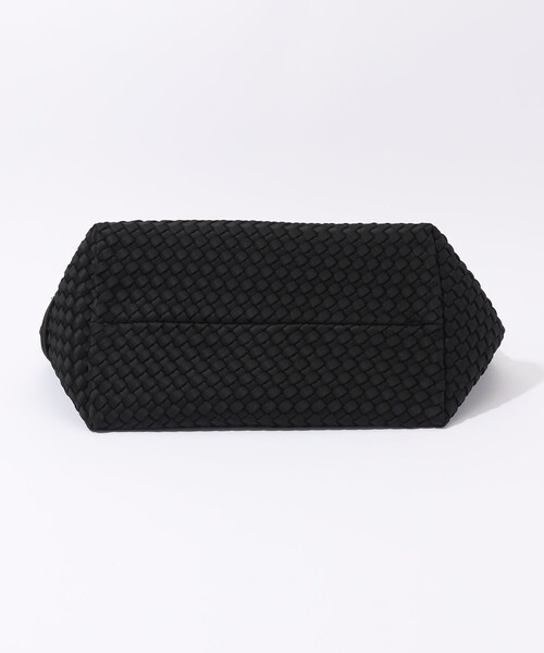 NAGHEDI(ナゲディ)の「NAGHEDI St Barths Medium Tote(トートバッグ・レディース・ライトベージュ/ダークブラウン/ブラック・FREE)」の7枚目の写真