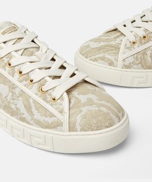 VERSACE（ヴェルサーチ）の「バロッコ グレカ スニーカー（スニーカー）」