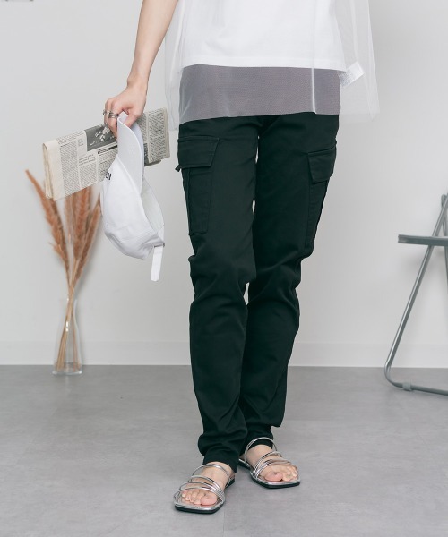MARAI(マーライ)の「ストレッチツイル カーゴパンツ(カーゴパンツ・レディース・ベージュ/ブラック/カーキ・LL/3L/4L/L/M)」の21枚目の写真