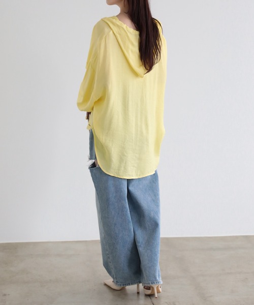 SUNFLOWER EIGHT（サンフラワーエイト）の「mayoさんコラボ！フード付きシアーシャツ（シャツ/ブラウス・レディース・グレイッシュベージュ/イエロー/ホワイト/ブラウン・FREE）」の13枚目の写真