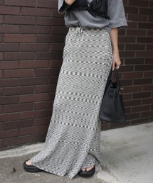 Ameri（アメリ）の「MEDI GRADATION KASURI KNIT FLARE SKIRT（スカート）」