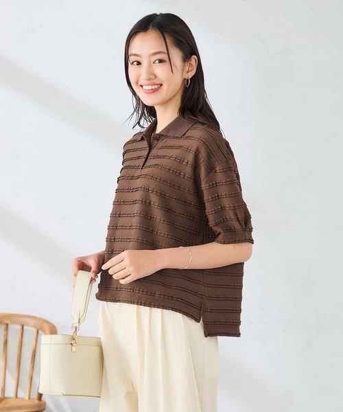a.v.v(アーヴェヴェ)の「フリルボーダーポロトップス(Tシャツ/カットソー・レディース・ブラウン/アイボリー・39)」の13枚目の写真