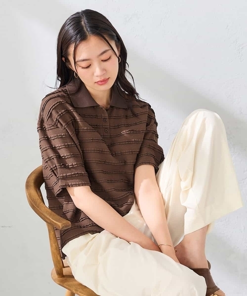 a.v.v(アーヴェヴェ)の「フリルボーダーポロトップス(Tシャツ/カットソー・レディース・ブラウン/アイボリー・39)」の20枚目の写真