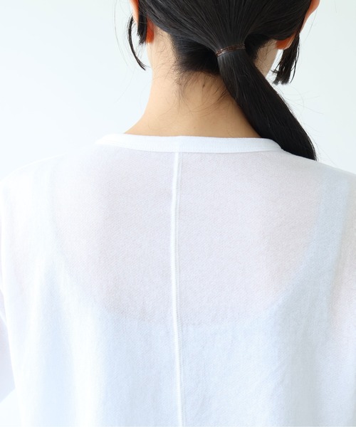 yuni(ユニ )の「△強撚C/Ny sheer long sleeve pullover(Tシャツ/カットソー・レディース・ブラック/ホワイト・FREE)」の20枚目の写真