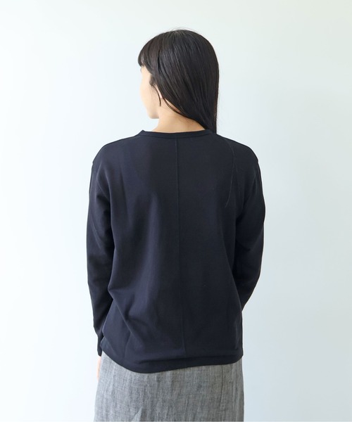 yuni(ユニ )の「△強撚C/Ny sheer long sleeve pullover(Tシャツ/カットソー・レディース・ブラック/ホワイト・FREE)」の9枚目の写真