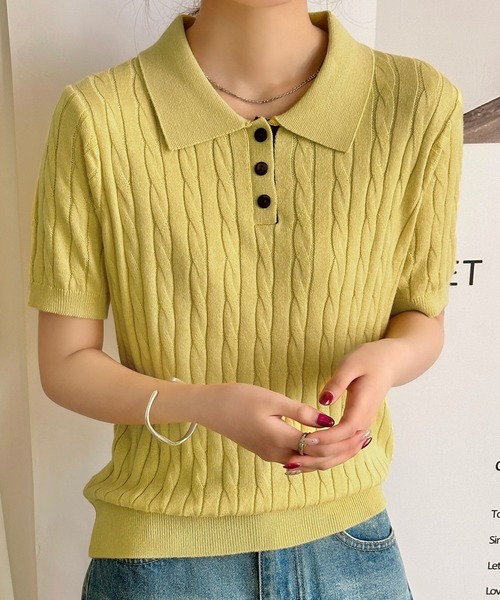 DAY CLOSET（デイ クローゼット）の「【ボタンでアレンジできる2WAY】レイヤード風バイカラー配色。ポロカラー×キーネックニットシャツ レディース（ポロシャツ・レディース・ライトブルー/グレー/ライム/アイボリー・FREE）」の4枚目の写真