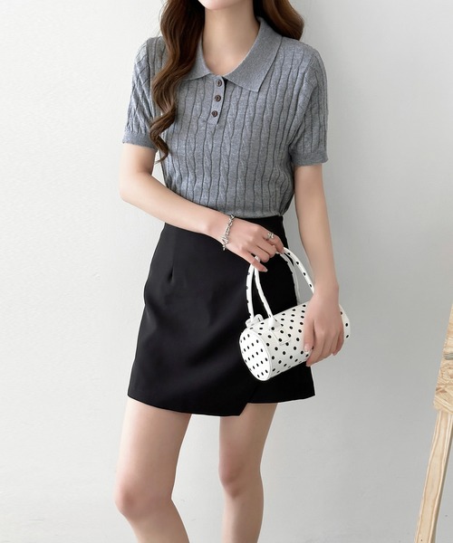 DAY CLOSET（デイ クローゼット）の「【ボタンでアレンジできる2WAY】レイヤード風バイカラー配色。ポロカラー×キーネックニットシャツ レディース（ポロシャツ・レディース・ライトブルー/グレー/ライム/アイボリー・FREE）」の20枚目の写真