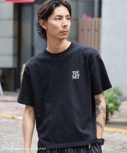 FFEIN(フェイン)の「【FFEIN(フェイン)】The MetワンポイントロゴTシャツ / メトロポリタン美術館 半袖 クルーネック プリント ワンポイント プリント(Tシャツ/カットソー・メンズ・レッド/その他1/ネイビー/ブラック/ホワイト・LARGE/MEDIUM/SMALL)」の20枚目の写真