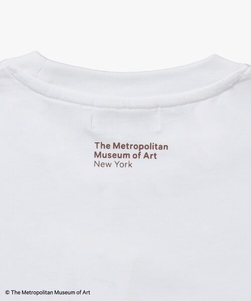 FFEIN(フェイン)の「【FFEIN(フェイン)】The MetワンポイントロゴTシャツ / メトロポリタン美術館 半袖 クルーネック プリント ワンポイント プリント(Tシャツ/カットソー・メンズ・レッド/その他1/ネイビー/ブラック/ホワイト・LARGE/MEDIUM/SMALL)」の14枚目の写真