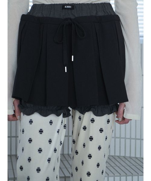 SORIN（ソリン　）の「Mini Pleats Skirt Pants / ミニプリーツスカートパンツ（その他パンツ・レディース・ブラック/ブラウン/チェック・38）」の2枚目の写真