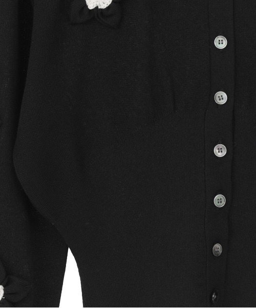 CLANE(クラネ)の「【CLANE/クラネ】FLOWER MOTIF KNIT CARDIGAN/フラワーモチーフニットカーディガン(カーディガン/ボレロ・レディース・ブラック/イエロー・1)」の6枚目の写真