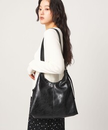 ロングショルダーバッグ チャーム付き