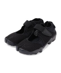 NIKE AIR RIFT スニーカー