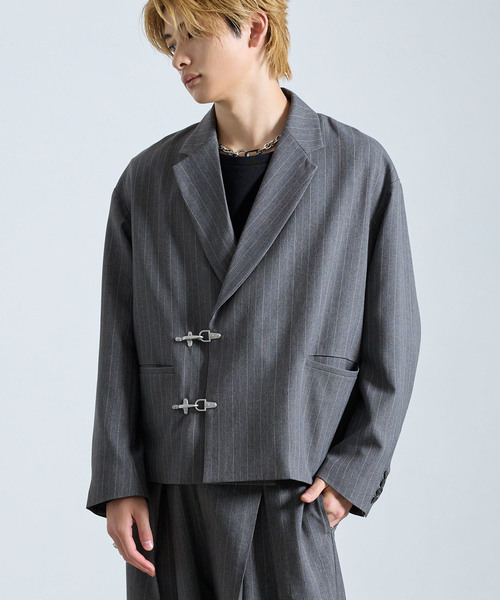 SERACE（セラス）の「【SERACE】 FIREMAN STRIPE SHORT TAILORED JACKET / ファイヤーマンストライプショートテーラードジャケット（テーラードジャケット・メンズ・グレー/ブラック・S/M/L）」の3枚目の写真