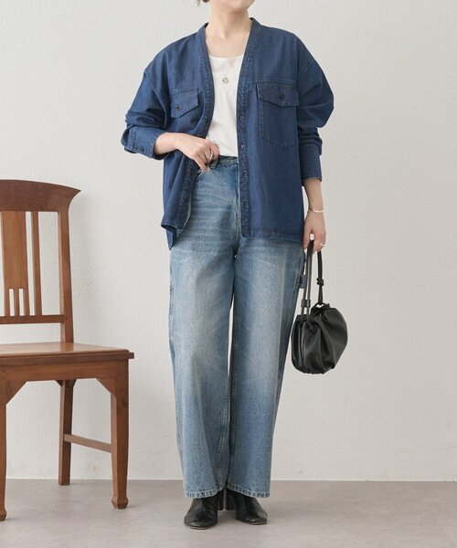 LIVETART(リヴェタート)の「Vネックデニムシャツ(シャツ/ブラウス・レディース・インディゴブルー・FREE)」の16枚目の写真