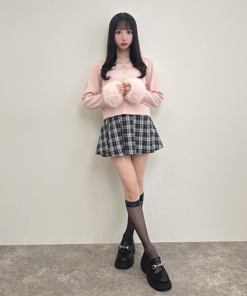 INGNI(イング)の「袖フェイクファーニットカーディガン(カーディガン/ボレロ・レディース・アイボリー/ピンク/ブラック・M)」の19枚目の写真