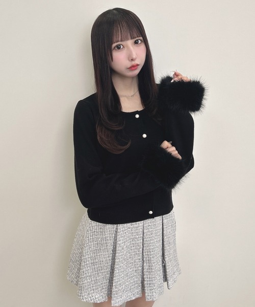 INGNI(イング)の「袖フェイクファーニットカーディガン(カーディガン/ボレロ・レディース・アイボリー/ピンク/ブラック・M)」の21枚目の写真