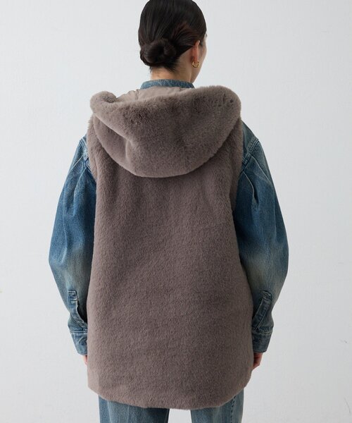 THE PAUSE（ザ ポーズ）の「＜WEB＆一部店舗限定＞【THE PAUSE】フェイクレッキスフードジレ（ベスト・レディース・アイボリー/グレイッシュベージュ・FREE）」の20枚目の写真