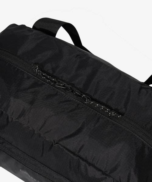 COVERNAT(カバーナット)の「ライトトラベルダッフルバッグ ブラック(メッセンジャーバッグ・レディース・その他・F)」の6枚目の写真
