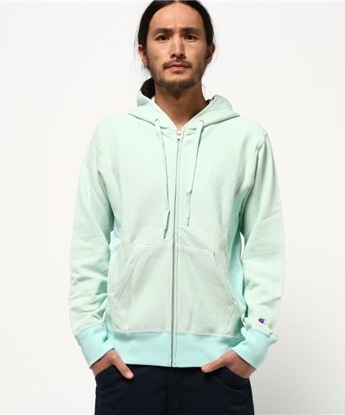 Champion(チャンピオン)の「【Champion/チャンピオン】メンズ リバースウィーブジップスウェットパーカー(10oz)(パーカー・メンズ・ホワイト/グレー系その他/グリーン系その他/ヘザーチャコール/イエロー/ブルー系その他/レッド系その他/ミント・LARGE/MEDIUM/X-LARGE)」の4枚目の写真