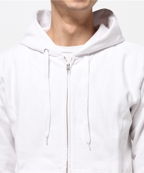 Champion(チャンピオン)の「【Champion/チャンピオン】メンズ リバースウィーブジップスウェットパーカー(10oz)(パーカー・メンズ・ホワイト/グレー系その他/グリーン系その他/ヘザーチャコール/イエロー/ブルー系その他/レッド系その他/ミント・LARGE/MEDIUM/X-LARGE)」の15枚目の写真