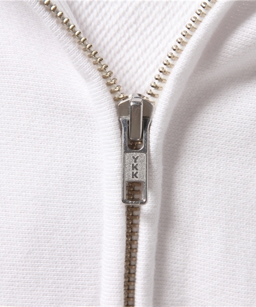 Champion(チャンピオン)の「【Champion/チャンピオン】メンズ リバースウィーブジップスウェットパーカー(10oz)(パーカー・メンズ・ホワイト/グレー系その他/グリーン系その他/ヘザーチャコール/イエロー/ブルー系その他/レッド系その他/ミント・LARGE/MEDIUM/X-LARGE)」の9枚目の写真