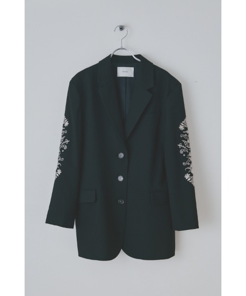 Muel Chic(ミュエルシック)の「Serein jacket セイレンジャケット(テーラードジャケット・レディース・ブラック系/グレー系/ブラウン系・FREE)」の4枚目の写真