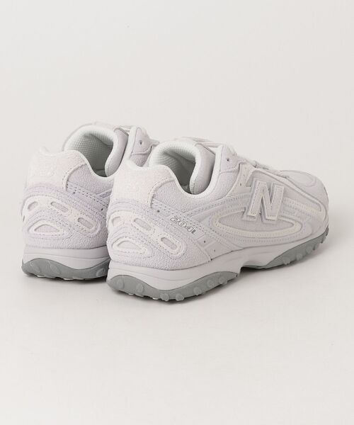 NEW BALANCE(ニューバランス)の「204L(スニーカー・レディース・グレー・28.0cm/28.5cm/29.0cm/30.0cm/24.0cm/24.5cm/25.0cm/25.5cm/26.0cm/26.5cm/27.0cm/27.5cm/22.5cm/23.0cm/23.5cm)」の9枚目の写真