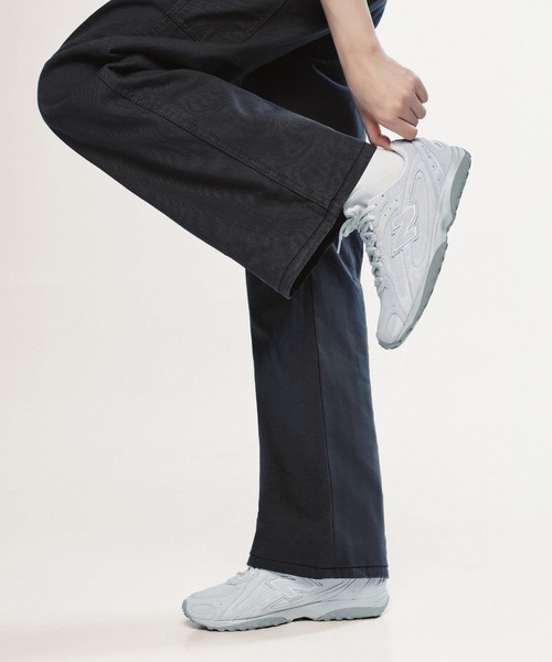 NEW BALANCE(ニューバランス)の「204L(スニーカー・レディース・グレー・28.0cm/28.5cm/29.0cm/30.0cm/24.0cm/24.5cm/25.0cm/25.5cm/26.0cm/26.5cm/27.0cm/27.5cm/22.5cm/23.0cm/23.5cm)」の2枚目の写真