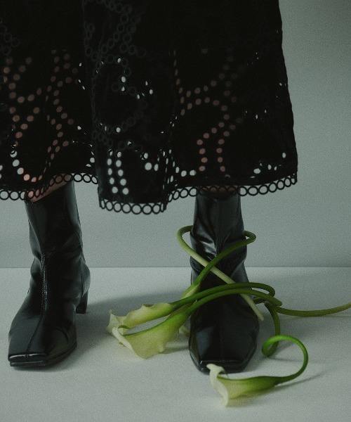 Ameri（アメリ）の「UND REPTILE SHORT BOOTS（ブーツ・レディース・ブラック/ブラウン・SMALL/MEDIUM/LARGE）」の10枚目の写真
