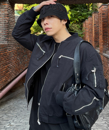 XTONZ（エクストーンズ）の「XJ141 マルチジッパー クロップド MA-1ジャケット (BLACK)（ブルゾン）」