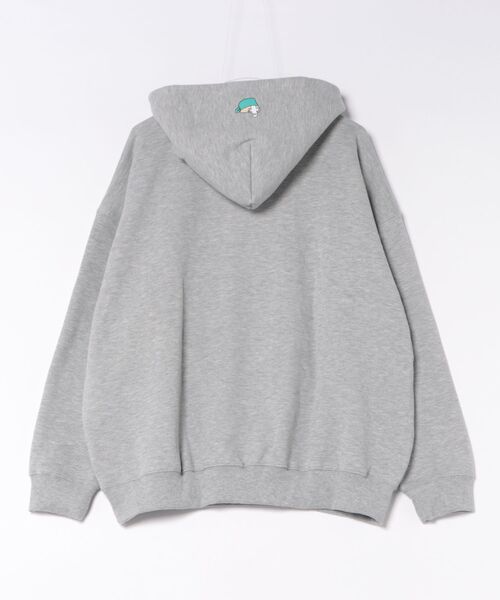 MOOMIN（ムーミン）の「【MOOMIN/ムーミン】【ユニセックスデザインでリンクコーデにも◎】裏起毛プルオーバーパーカー フーディ 保温 キャラクター ムーミン ニョロニョロ リトルミイ スティンキー（パーカー・メンズ・ブルー系その他/ブラック系その他2/ベージュ系その他/グレー系その他2・LARGE/MEDIUM/X-LARGE）」の5枚目の写真