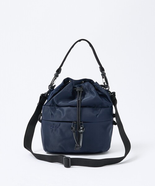 ABAHOUSE(アバハウス)の「【DsBk / ディーエスビーケー】JXF3442 EASY DRAWSTRING/イージードローストリング/巾着バッグ/ユニセックス/ ユニセックス 【WEB限定】(ショルダーバッグ・メンズ・グレー/ネイビー/ブラック/カーキ・フリー)」の4枚目の写真